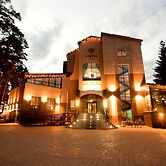 Crona Medical & SPA Hotel