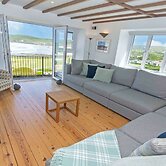 Stables Croyde 4 Bedrooms, Sleeps 8, Sea & Beach Views