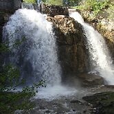 The Falls Inn - Walters Falls