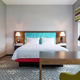 Hampton Inn & Suites Pittsburgh New Stanton