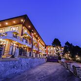 Green n Breeze Resorts