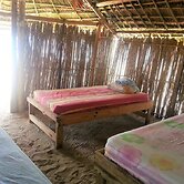 Cabins in Asserya Island - San Blas paradise - meals included