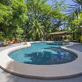 Libelula Lounge & Lodgings