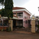 Lillian Towers Hotel