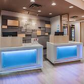 Holiday Inn Express & Suites Beloit by IHG