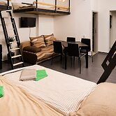 Flying Bed Apartment close to Castle