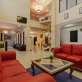 RedDoorz Plus near Pantai Malalayang Manado