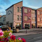 Allingham Arms Hotel