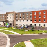 Holiday Inn Express & Suites Elkhart North by IHG