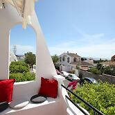 Rootop Villa - Chalet en Cabo Pino con vistas al mar, jardines y pisci