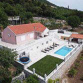 Villa Dragic
