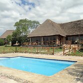 Ihamba Lakeside Safari Lodge