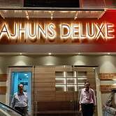 Rajhuns Deluxe Lodging