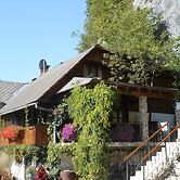 Cottage and Chalet Pr Klemuc
