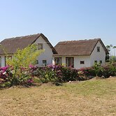 Papa's Cafe and Bungalows