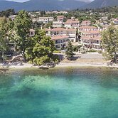 Meliti Waterfront Suites