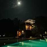 Breezy Lake Eco Friendly Cabanas Yala