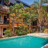 Casa de Adobe Gallery & Luxury Boutique