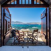 Neosikos AmazingBeach House Milos Island