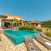 Hedera Estate, House Hedera