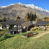 Quail Rise - Home with spectacular views