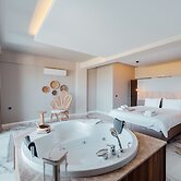 Fortunella Suites & Villas