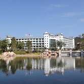 Heyuan Mels Welton Evergreen Lake Hotel