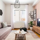 UPSTREET Delightful 1BD Apt in Plaka