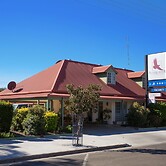 Pioneer Motel