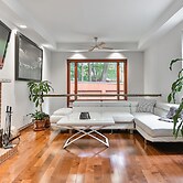 Stunning Victorian House in the Annex