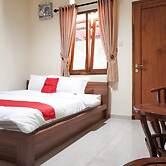 RedDoorz Syariah near Exit Tol Madyopuro