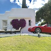 Fascinating & Luxurious Mountain & Pool View Apartment in Porto Banús