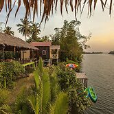 Green Mango Bungalows