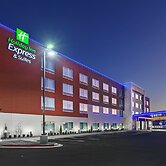 Holiday Inn Express & Suites Tulsa Northeast - Owasso by IHG