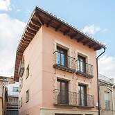 Apartamentos Rurales Millan