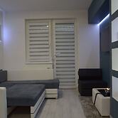 Gina Apartman