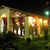 Senator's Park Hotel