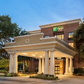 Holiday Inn Express & Suites Mt. Pleasant by IHG