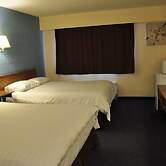 Canadas Best Value Inn Mile 0