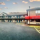 Red Carpet Inn Norwalk