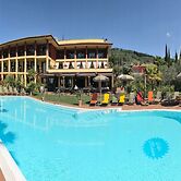 Villa Madrina Lovely and Dynamic Hotel