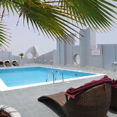 Al Raya Suites