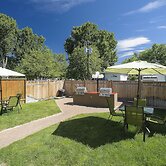 Tiki Shores Inn & Suites