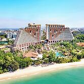 Centara Grand Mirage Beach Resort Pattaya