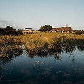 Hlosi Game Lodge - Amakhala Game Reserve