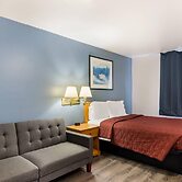 Rodeway Inn & Suites Sidney Historic Downtown I-80