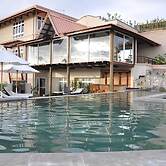 Aanari Hotel and Spa