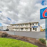 Motel 6 Beaverton, OR