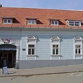 Várkapu Panzió