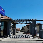 Baymont by Wyndham Bakersfield